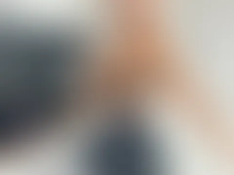 Lass mich deine Putzfrau mit gewissen Vorzügen sein! Let me be your cleaning lady with benefits!