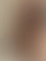 Lässt der Ausschnitt mich immer noch so brav aussehen Daddy?🧸🎀