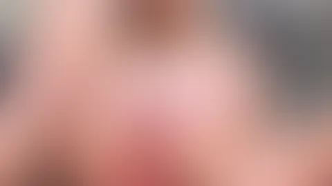My first time squirting on camera…😈💦