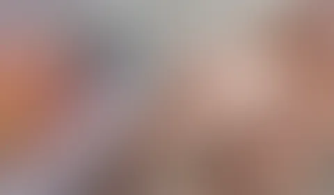 Wollte mir eigentlich was geiles Kochen aber wie ich den Kochlöffel rausholte musste ich an einen harten S*****z denken und wurde geil 😀.