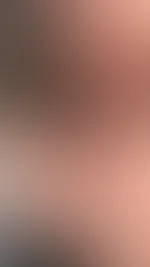 So lecke ich meine eigenen Nippel, während du es mir von hinten besorgst🙈🥵