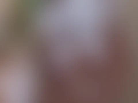 Video von jetzt auf Arbeit. Bin so extrem geil auf Arbeit aber ich darf es mir nicht besorgen. Nur mein Kitzler sanft streicheln und kommen darf ich auch nicht 🤯🤯🤯 meine M****i ist nur am triefen u
