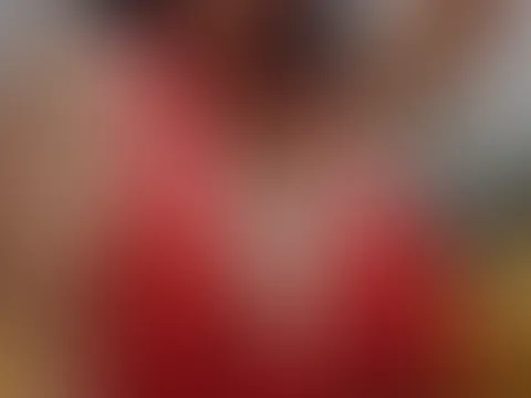 Birthday girl heute 🎂💖 Danke für euren ganzen Support… bedeutet mir echt viel 🥺 Ich freu mich, heute mit euch zu feiern 💕 (meine Specials laufen übrigens schon 👀🎁)