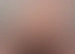 Ich öffne die Beine für dich… und du darfst entscheiden, wie tief du ihn mir reinschiebst 🔥