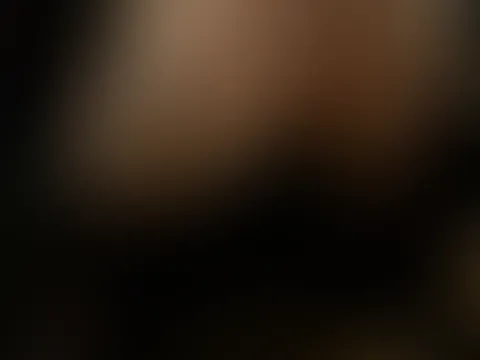 😈