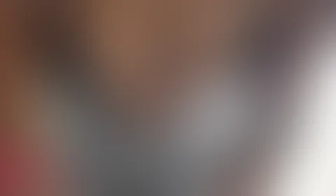 Sauber am Gsicht verteilt - Geiler Blowjob mit Gesichtsbesamung