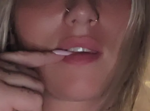 Suck your cock, suck my fingers