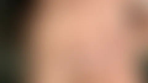 Ich liebe es meinen nackten Körper zu streicheln