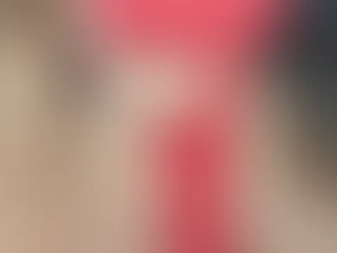 24. Dezember – Das lange Warten 🎄✨ So viele Türen, so viele Tage… und endlich bist du hier 😏 Das Warten war lang – fast so lang wie die Nächte, in denen man sich fragt, was wohl hinter der letzten T
