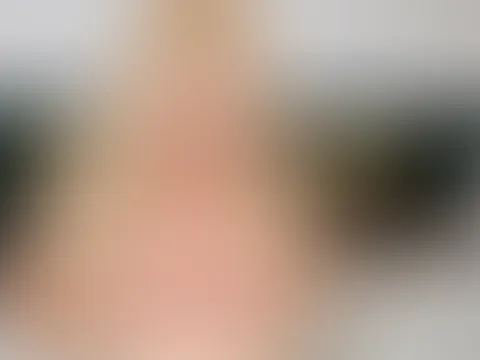 Jetzt verrate ich es dir! Habe ich nur neue Titten oder bin ich endlich schwanger?