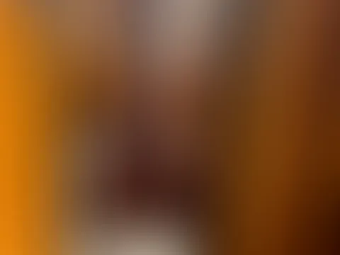 Hehe hab ein Dirndlbild vom letzten Dreh gefunden 🤗💪