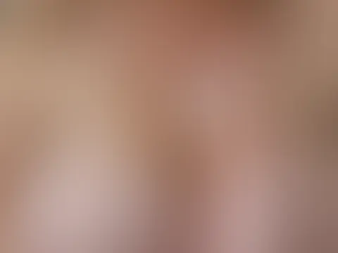 Eincremen oder lieber drauf w*****n 💋🔥🍆💦