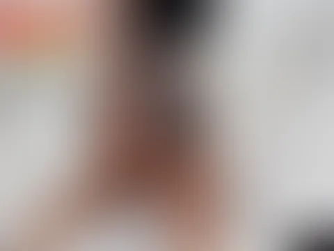 Ich hoffe, dein Wochenende wird genauso heiß wie mein Bild 😉✨
