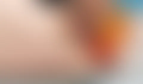 Hier teste ich meinen neuen xxl dildo das erste mal a**l.. Hat etwas gedauert aber am Ende war es soo gut 😍