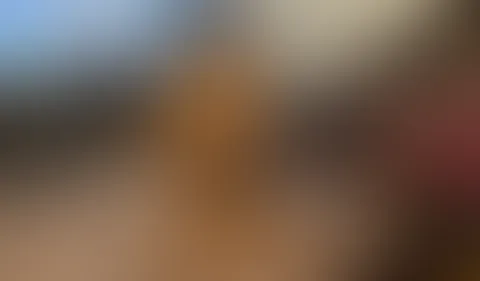 Hexe zaubert S*****z herbei und lässt sich vollspritzen !!