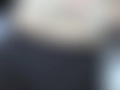 Kommst du jetzt her und ziehst mich aus?😉