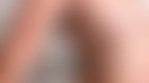Gestern gab es nur ein kleines Tröpfchen... heute zeige ich meinen Abonnenten die ganze Wanne. 💦