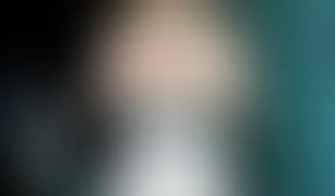 Teasing and ride dildo