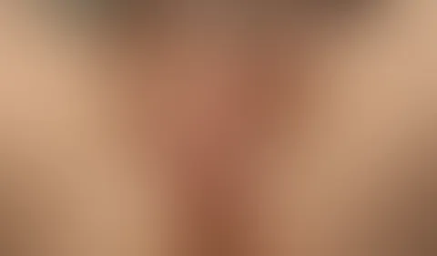 Spielen mit meiner eingeölten P***y 💦