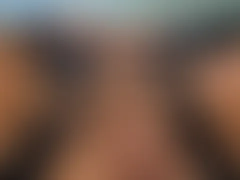 Es würde mal wieder zeit werden, das die gute verwöhnt wird oder ? Siehst du wie nötig sie es hat ?!