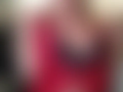 Hallo Schatzi, der Start in die Woche ist immer schwer, aber ich habe eine gute Idee 😍.Komm mich doch mal besuchen in meine Cam📞🎥, dort kann ich dich geil Entspannen💦🍆. Knutschi 💋