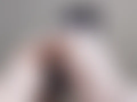 Darf ich mich auf dein Gesicht setzen?