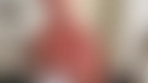 USER REQUEST! Hot MILF taking a wee!