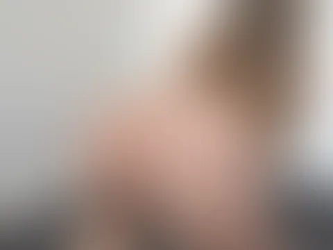 Ein schöner Rücken kann auch entzücken… besonders, wenn er auf Knien ist🤍😍