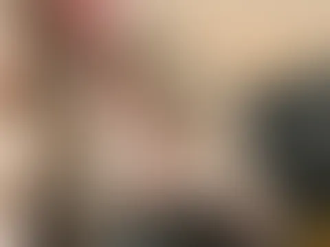 So starte ich am liebsten in den Tag… ganz entspannt und ein bisschen süß 😉 Ein kleiner Einblick in meinen Morgen – aber da geht noch mehr 😏 Willst du sehen, wie es weitergeht? 🔥