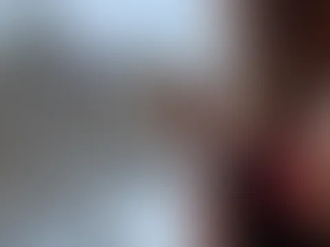 Ein gemütlicher Start, warme Gedanken und ein bisschen Nähe für euch 😌 Wer trinkt seinen Kaffee auch gerade mit mir? 😘