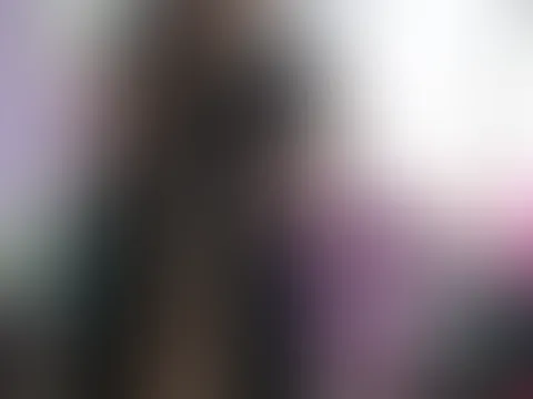 Und immer wieder zeige ich mich gerne, öffne mich um Eindringliche Blicke in mein intimstes zu gewähren...