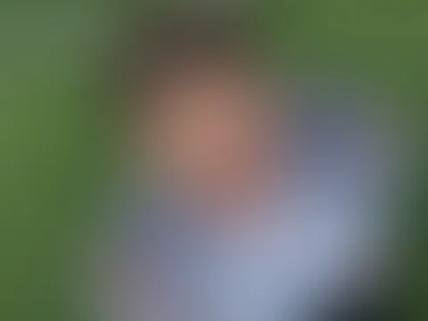 Mir wurde mal so schön in den Mund gespritzt und ich liebes mit S****a zu spielen.