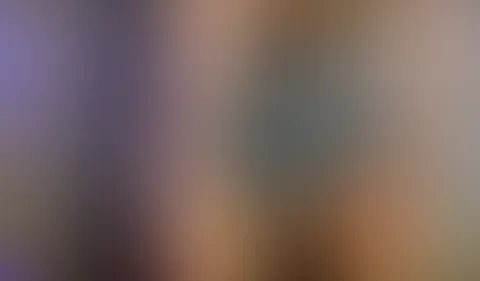 Feet worship. Ass worship. Talking to u when u on ur knees. Will u wait full video? 😈