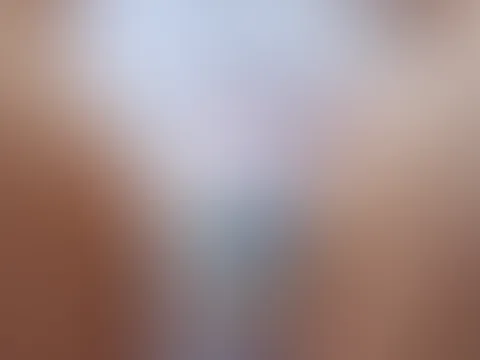 Schüchternes Mädchen und Orgasmus im Höschen 😋