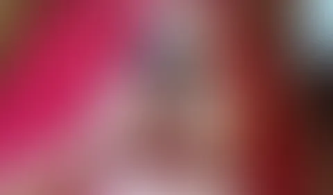 Geiles Kätzchen kriegt einen Orgasmus!