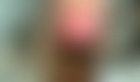 Sexy Porn Kitty f**kt ihr Löcher