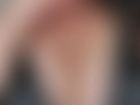 Mhmm wenn ich nur an deinen 🍆 denke läuft mir die Sabber aus dem 🫦…… 😈
