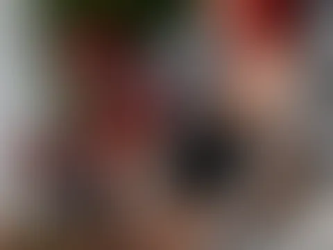 Strandnixen beim Cocktailtrinken 18+
