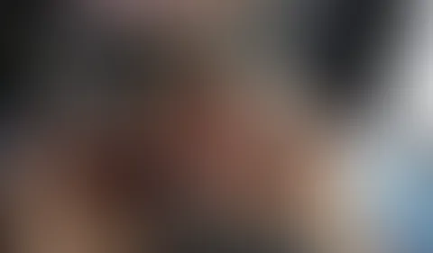 Perverser Deepthroat danach Ritt mit HEELS und MEGA S****T auf ihn drauf!
