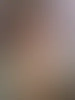 Liegt es am Wetter oder an etwas anderem, dass es sooo heiß ist 😏🍆💦 Und wie stehst du eigentlich zu saftigen Melonen im Sommer ? 🥵😋