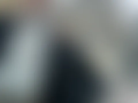 Ich lieeeebe es den ganzen Tag im Schwimmbad zu chillen , was magst du voll gerne ?