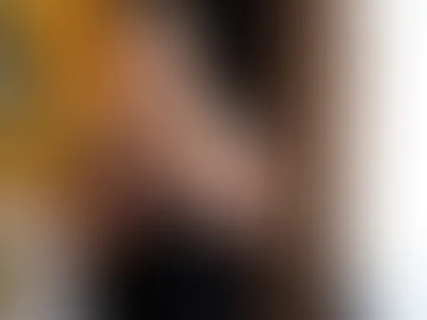 Tinderdate spritzt auf meine Scharmhaare