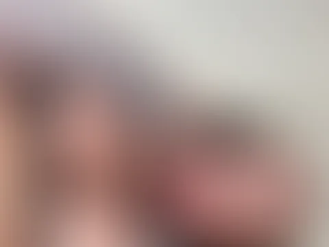Heute hätte ich gern einen geilen S*****z zum lutschen 🥲😈😈
