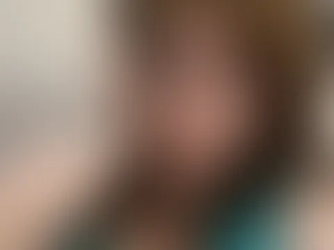 OmG es ist schon der 1. Februar und du hast noch kein Abo bei mir? 🤯😳 Ja dann schnell eines holen und mit mir in einen heißen Februar 2026 starten 💋🥵🤤 #sexy #curvy #brünette #blueeyes #longhair