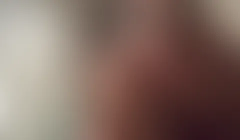 Glasdildo A**l bis zum Anschlag 🍑🥵💦 hörst du das schmatzen und wie geil ich bin ?!