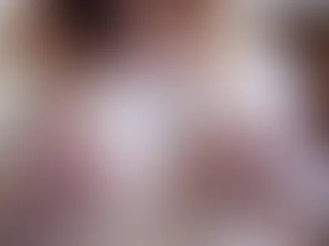Spritz mir auf meine tittis 🍒🔥💦