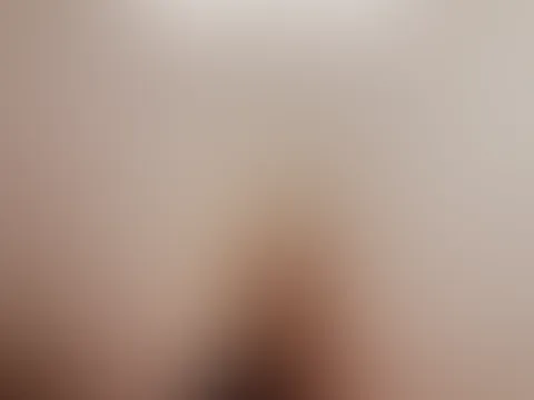 Doggy😍😏🍑TOTAL GEIL SIEHE SELBST! Uff mein Freund wollte nur ein wenig an meiner P***y und meinem A***h rumspielen und reiben mit seinem harten S*****z🍆😜 Aber er konnte nicht wiederstehen und muss