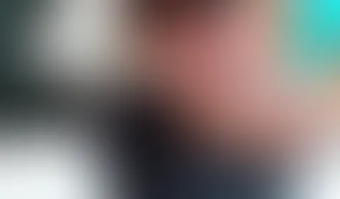 Kann man eigentlich im Kopfstand p**sen?