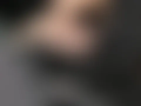 Na Süsser! Möchtest du mitfahren?? Wir könnten im Auto ja was geiles machen ;-)