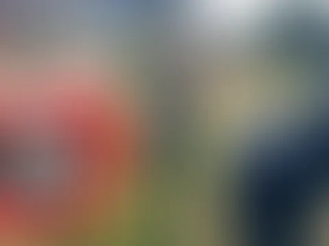 Geiler Mini P**s auf Motorrad Tour!